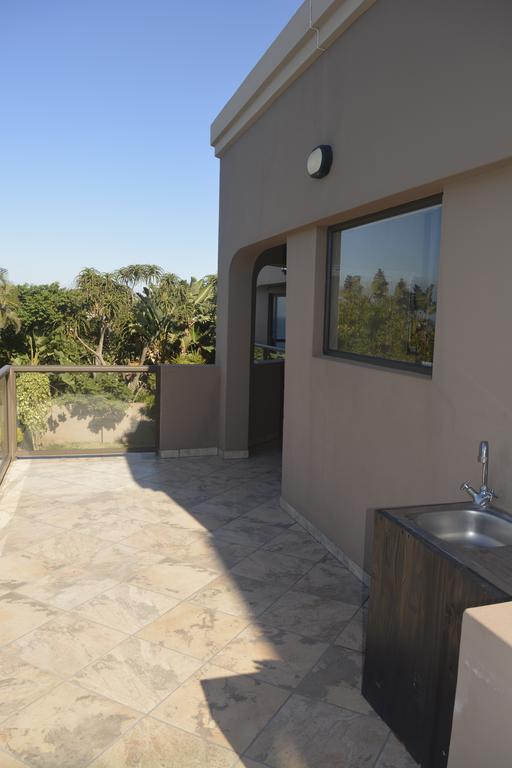 Beach Retreat Guesthouse Amanzimtoti Exterior foto